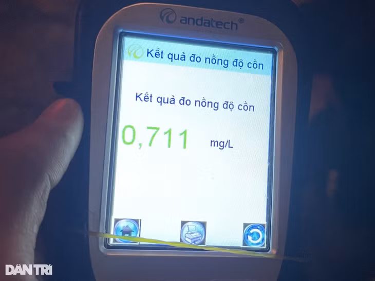 Tài xế N. vi phạm nồng độ cồn ở mức rất cao (Ảnh: Trần Thanh).