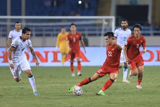 Tiến Linh chưa trả lời cho niềm tin của huấn luyện viên Philippe Troussier. Ảnh: Minh Dân