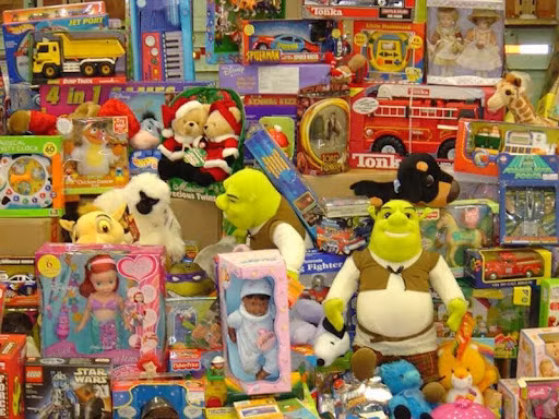 Ưu điểm khi nhập hàng tại Yến Linh Toys .
