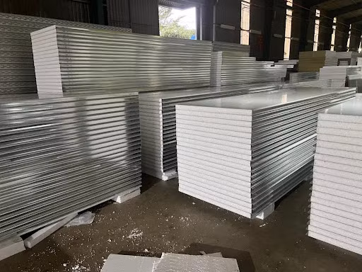 Không gian sống mát mẻ hơn với tôn xốp Đà Nẵng ảnh 1