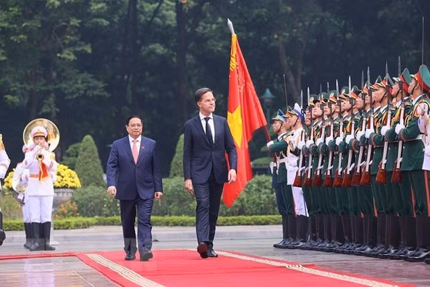 Thu tuong Pham Minh Chinh chu tri Le don Thu tuong Ha Lan Mark Rutte hinh anh 1