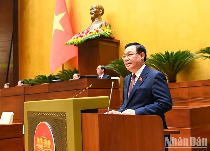 Chủ tịch Quốc hội Vương Đình Huệ phát biểu bế mạc Kỳ họp thứ 6, Quốc hội khóa XV. (Ảnh: DUY LINH)