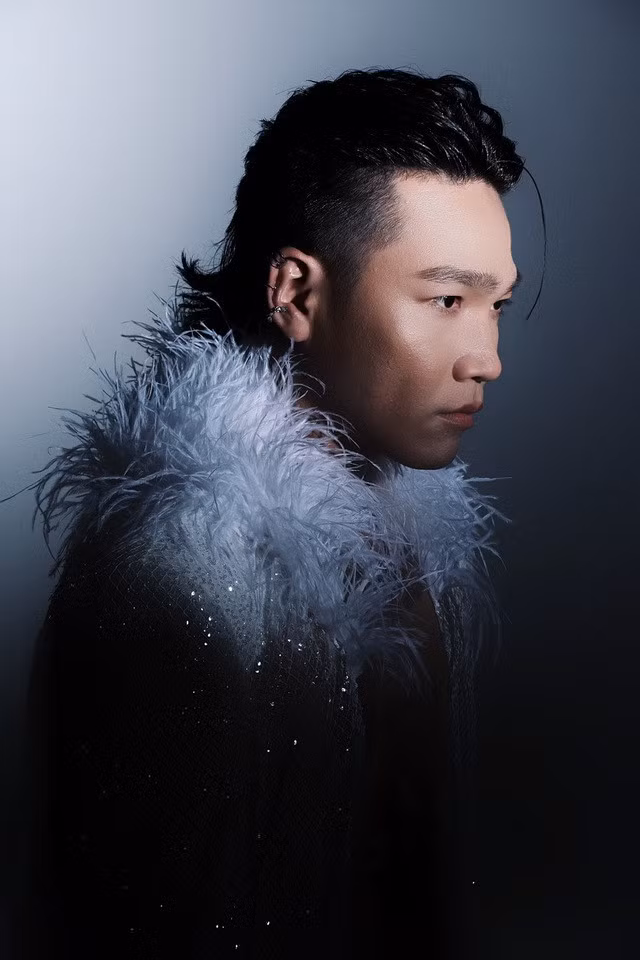 Wowy là một trong những rapper đời đầu của làng rap Việt.
