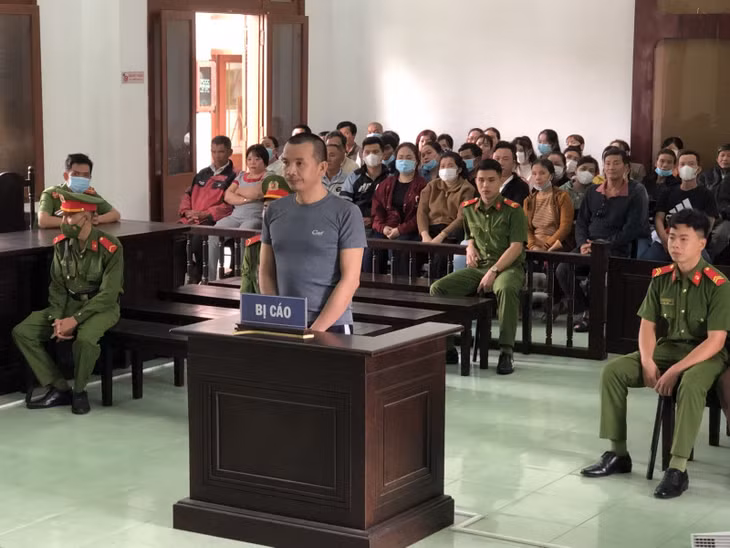 Nguyễn Văn Thân tại phiên tòa sơ thẩm vào chiều 20/11. Ảnh: Thế Minh