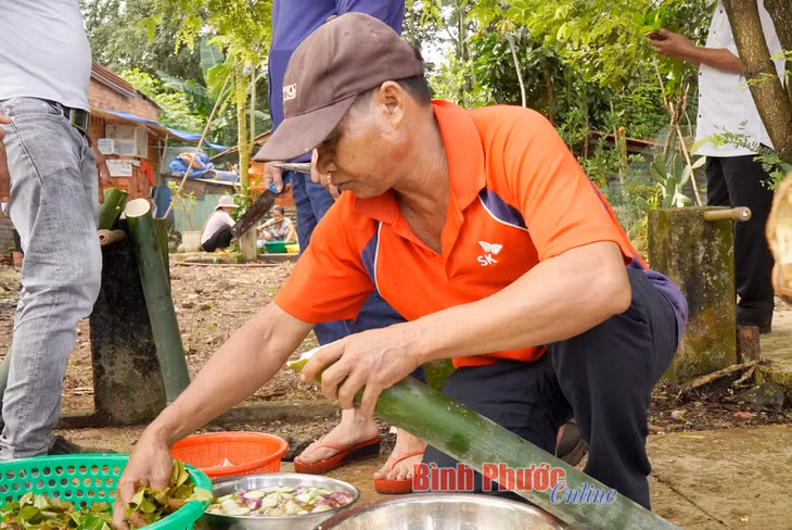 Phục dựng lễ hội “Mừng lúa mới” của đồng bào S’tiêng ảnh 2 Phục dựng lễ hội “Mừng lúa mới” của đồng bào S’tiêng ảnh 2