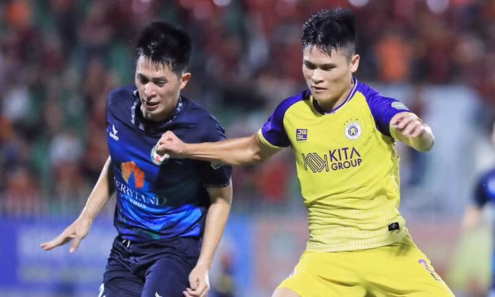 Hà Nội gặp Bình Định ở vòng 1 V.League 2024-2025. (Ảnh: VPF)