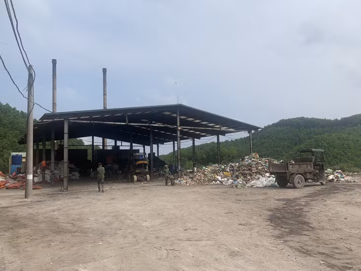 Điểm xử lý rác thải Cầu Cao (xã Vạn Yên).