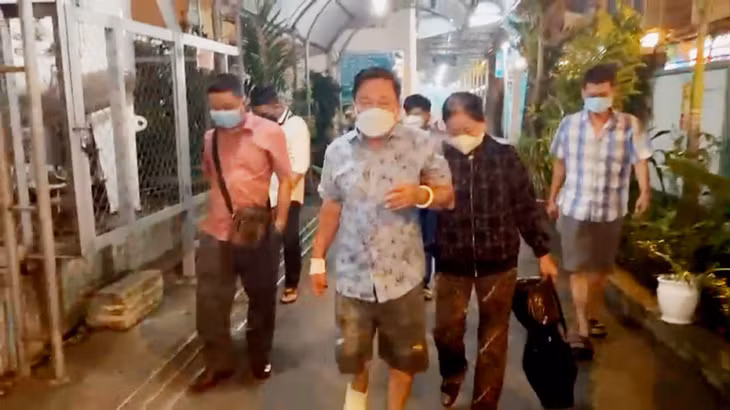 Nguyễn Hữu Phước bị bắt giữ, di lý từ TP Hồ Chí Minh về An Giang phục vụ công tác điều tra.