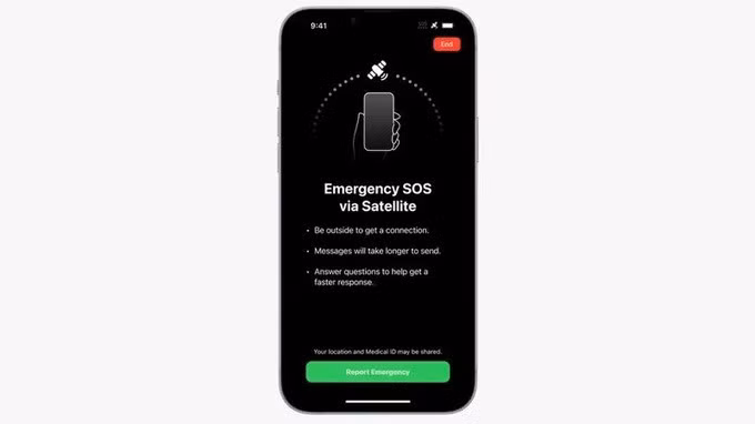 Emergency SOS - Cả 4 mẫu iPhone 14 mới đều hỗ trợ tính năng nhắn tin khẩn cấp qua vệ tinh Emergency SOS. Dự kiến, tính năng này sẽ được triển khai từ tháng 11 tại Mỹ và Canada. iPhone 14 sẽ kết nối trực tiếp với một vệ tinh để người dùng nhắn tin cho các cơ quan cứu hộ khẩn cấp khi ngoài vùng phủ sóng. Người dùng iPhone 14 sẽ được miễn phí dịch vụ trong 2 năm đầu tiên. Hiện tại, giá cước của dịch vụ này vẫn chưa được công bố.