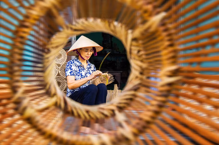 Mắt làng nghề.
