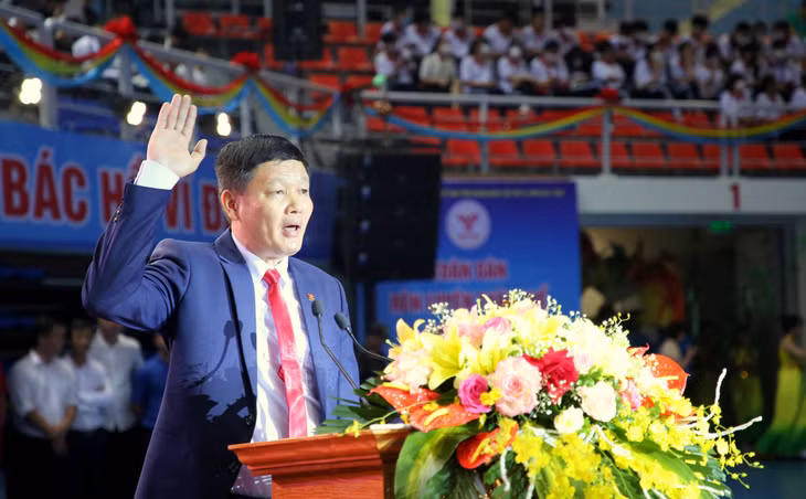 Đại diện các VĐV, HLV tham dự Đại hội đọc lời hứa, lời tuyên thệ.