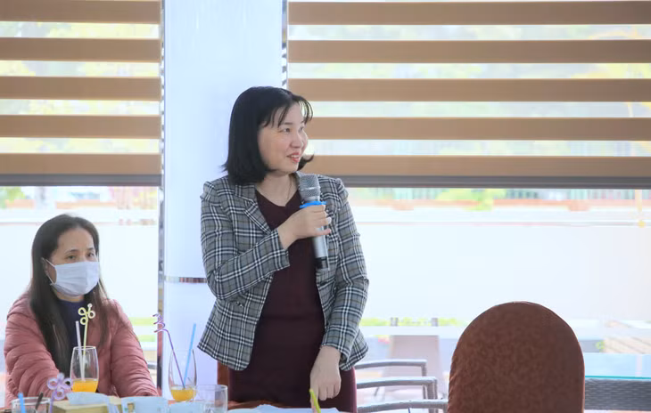 Đại diện các sở, ban, ngành, địa phương tham gia phát biểu, đóng góp ý kiến trong chương trình tọa đàm.