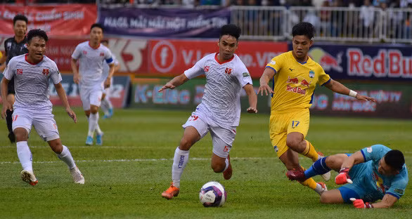 Vòng 21 V-League 2022: Cùng đua vô địch - Ảnh 2.