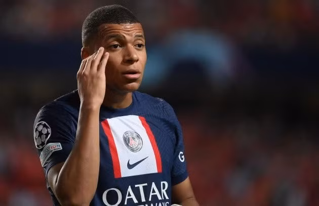 Mbappe hưởng mức lương khủng.