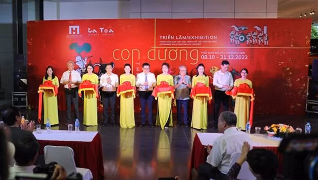 Thuong lam tranh dan gian theo phuong thuc bieu dat moi hinh anh 1