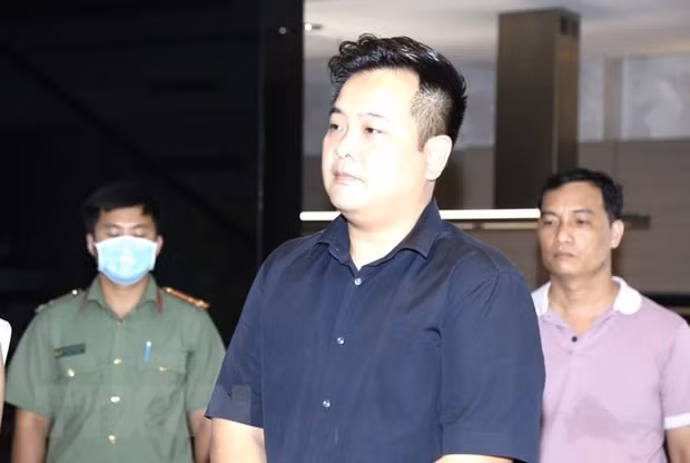 Bat tam giam nguyen lanh dao, can bo Cong ty co phan dau tu Nhon Trach hinh anh 2