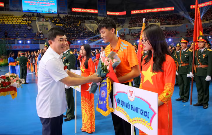 Khai mạc Đại hội TDTT tỉnh Quảng Ninh lần thứ IX năm 2022 ảnh 8