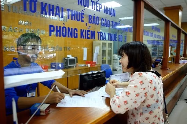 Điều chỉnh tỷ lệ tạm nộp thuế thu nhập doanh nghiệp.