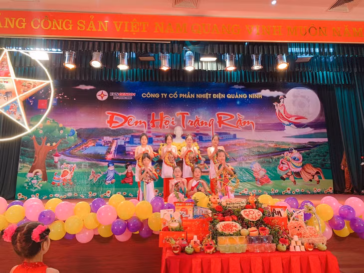 Chương trình “Đêm Hội Trăng Rằm” năm 2022 của Công ty.
