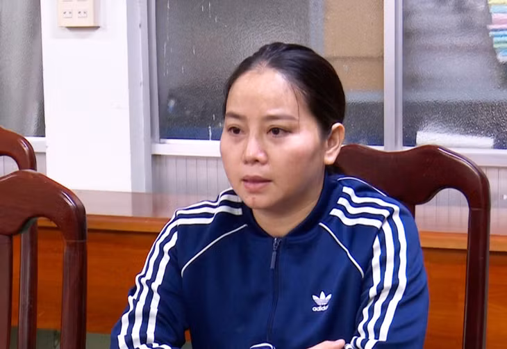 Đối tượng Phượng.