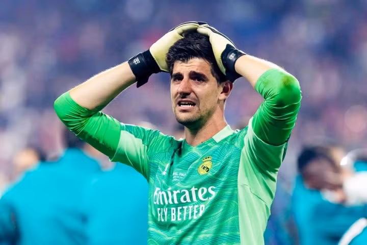 Courtois không kịp bình phục chấn thương cho trận đấu với Barca.