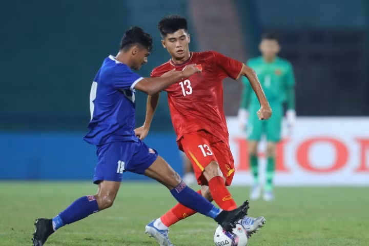 U17 Việt Nam tạm đứng đầu bảng F. (Ảnh: Kim Chi)