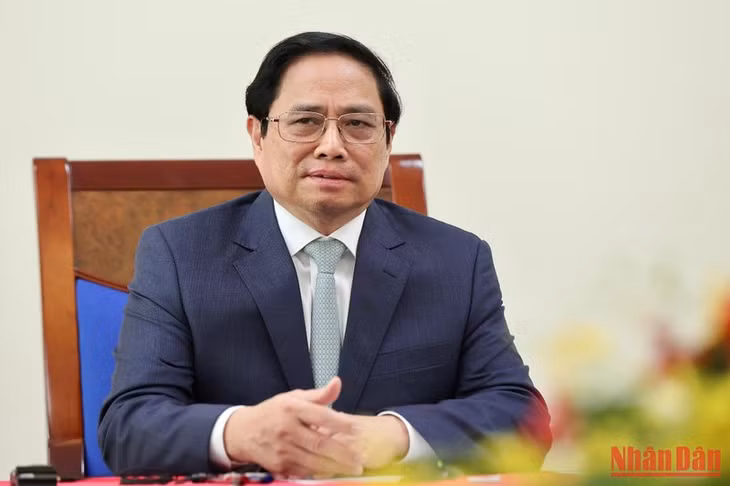 Thủ tướng đề nghị Australia khuyến khích doanh nghiệp Australia tăng cường đầu tư hơn nữa vào Việt Nam.