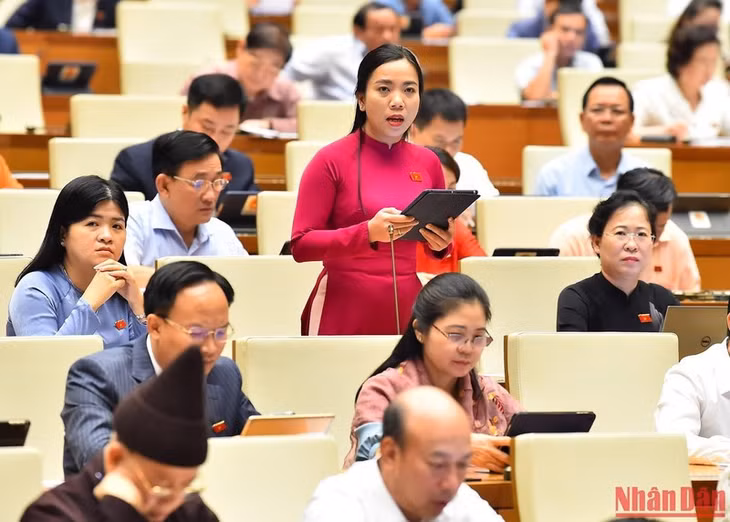 Đại biểu Triệu Thị Ngọc Diễm (Sóc Trăng). (Ảnh: THỦY NGUYÊN)