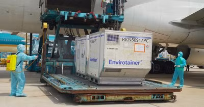 Nhà nước khuyến khích các địa phương, tổ chức tìm mua vaccine phòng COVID- 19 Nhà nước khuyến khích các địa phương, tổ chức tìm mua vaccine phòng COVID- 19