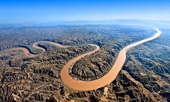 Ngỡ ngàng với sắc màu “độc lạ” của các dòng sông trên thế giới ảnh 9 Ngỡ ngàng với sắc màu “độc lạ” của các dòng sông trên thế giới ảnh 9