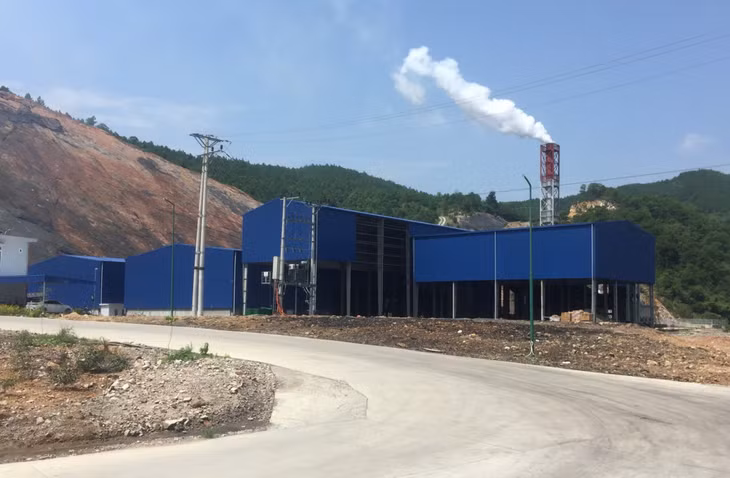 Nhà máy xử lý rác thải sinh hoạt tại xã Tràng Lương, TX Đông Triều công suất xử lý trên 100 tấn rác/ngày đêm.