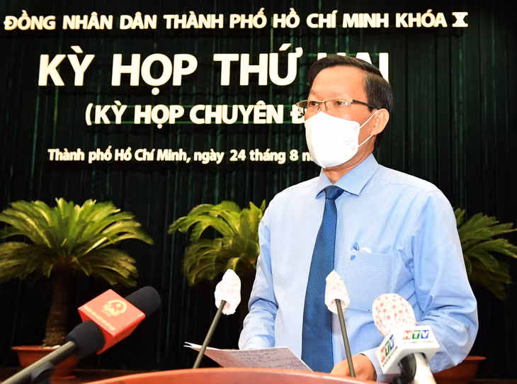 Ủy viên Trung ương Đảng, Phó Bí thư Thường trực Thành ủy, Chủ tịch UBND TPHCM, Trưởng đoàn đại biểu Quốc hội TPHCM Phan Văn Mãi trình bày chương trình hành động tại kỳ họp thứ hai HĐND TPHCM khóa 10, ngày 24/8. Ảnh: VGP/Việt Dũng Ủy viên Trung ương Đảng, Phó Bí thư Thường trực Thành ủy, Chủ tịch UBND TPHCM, Trưởng đoàn đại biểu Quốc hội TPHCM Phan Văn Mãi trình bày chương trình hành động tại kỳ họp thứ hai HĐND TPHCM khóa 10, ngày 24/8. Ảnh: VGP/Việt Dũng