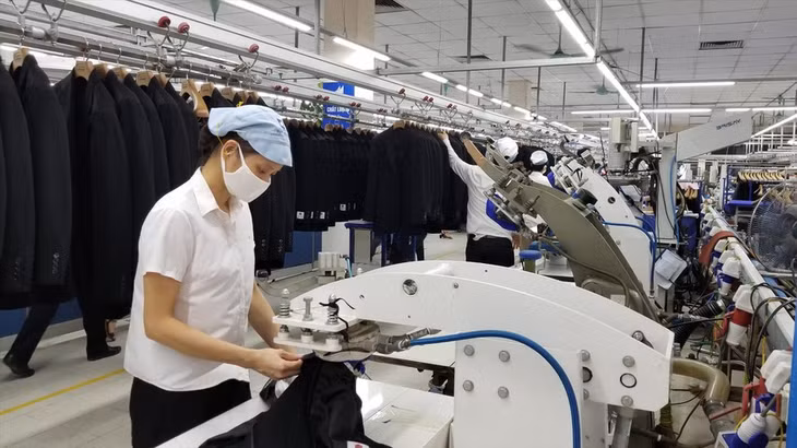 Nhiều DN rất cần được giảm các loại thuế hỗ trợ trực tiếp như thuế giá trị gia tăng Ảnh: Phạm Thanh Nhiều DN rất cần được giảm các loại thuế hỗ trợ trực tiếp như thuế giá trị gia tăng Ảnh: Phạm Thanh