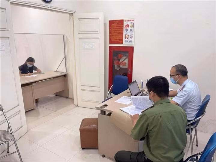 Bà P.T.N.M bị triệu tập làm việc với cơ quan chức năng để làm rõ hành vi giả mạo logo, thương hiệu T&amp;T Group trên mạng xã hội.