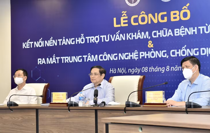 Thủ tướng Phạm Minh Chính dự lễ công bố kết nối Nền tảng hỗ trợ tư vấn khám, chữa bệnh từ xa (Telehealth) tới 100% tuyến huyện. Thủ tướng Phạm Minh Chính dự lễ công bố kết nối Nền tảng hỗ trợ tư vấn khám, chữa bệnh từ xa (Telehealth) tới 100% tuyến huyện.