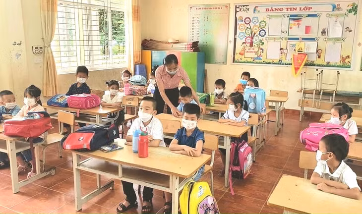 Học sinh Trường Tiểu học Đồn Đạc (xã Đồn Đạc, huyện Ba Chẽ) đã bước vào năm học mới 2021-2022.