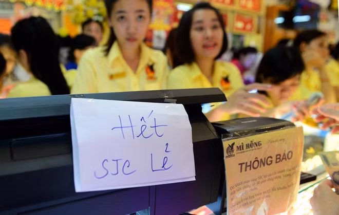 Vì sao vàng trong nước đắt hơn thế giới 9 triệu đồng/lượng? ảnh 3 Vi sao vang trong nuoc dat hon the gioi 9 trieu dong/luong? anh 3