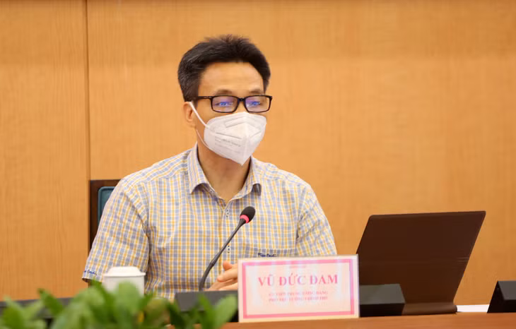 Phó Thủ tướng Vũ Đức Đam: Hà Nội phải sẵn sàng mọi tình huống, không để bị động, bất ngờ. Ảnh: VGP/Đình Nam Phó Thủ tướng Vũ Đức Đam: Hà Nội phải sẵn sàng mọi tình huống, không để bị động, bất ngờ. Ảnh: VGP/Đình Nam