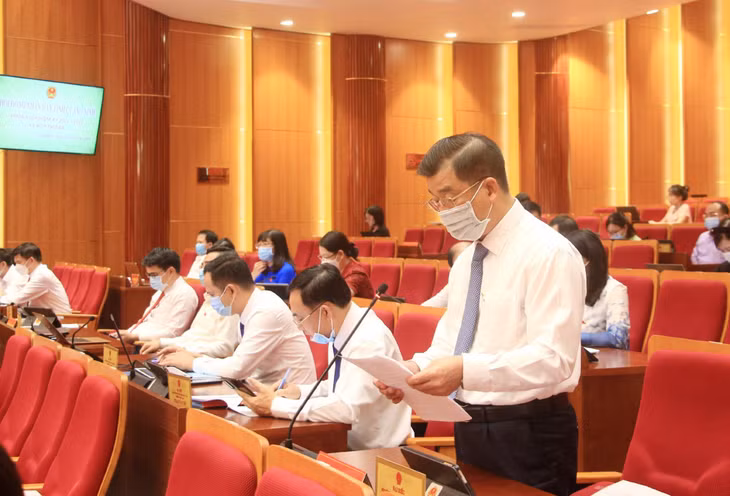 Đại biểu Hà Hải Dương, Tổ đại biểu Bình Liêu, Ba Chẽ, Tiên Yên, phát biểu.