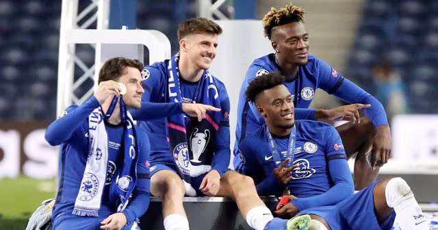 Chelsea vừa thành công trên phương diện chuyên môn lại luôn duy trì tình trạng sức khoẻ tài chính