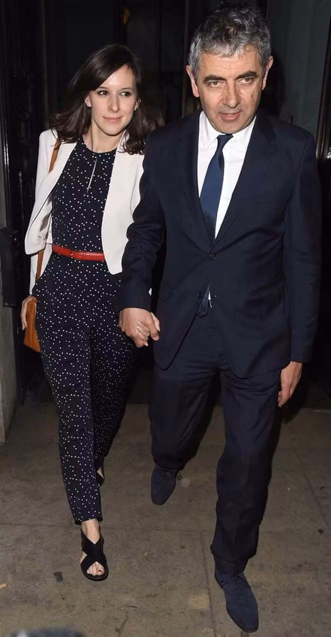 Rowan Atkinson và Louise Ford chung sống từ năm 2014 và có một con gái chung.