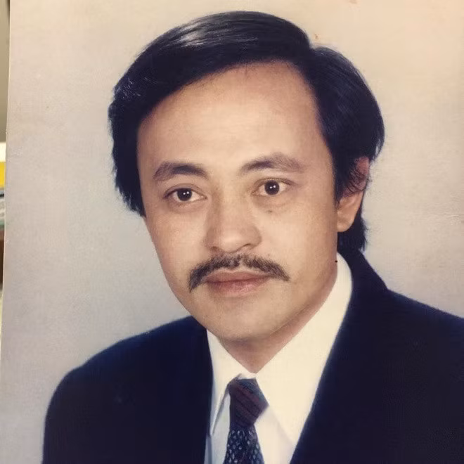 Kí ức về người lớp trưởng hay đàn hát, lạc quan vui vẻ nhất lớp và yêu thương lo lắng cho mọi người sẽ luôn ở trong kí ức của NSƯT Chiều Xuân và các bạn cùng lớp.