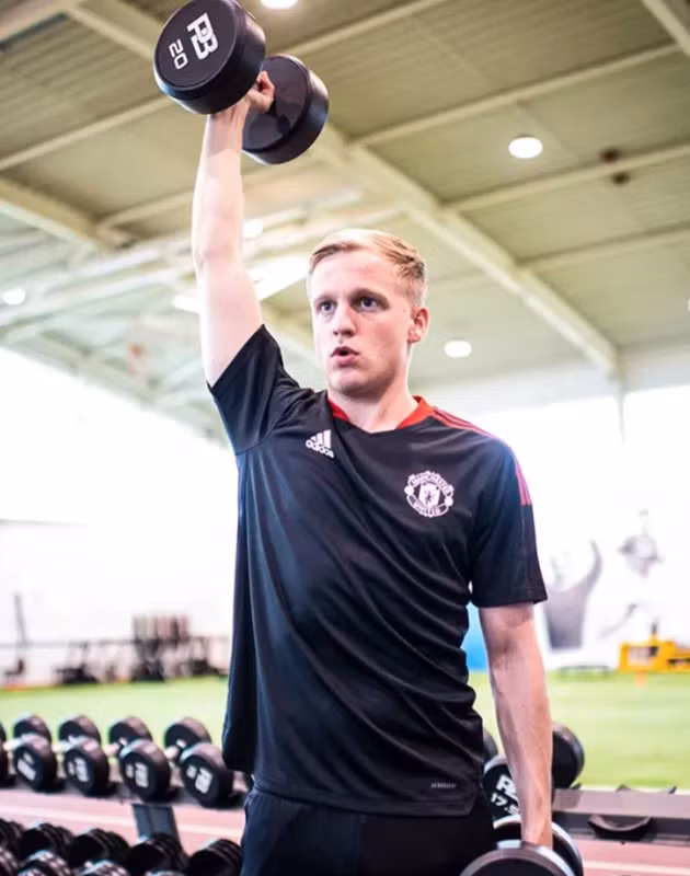 Van de Beek đã rất nỗ lực.