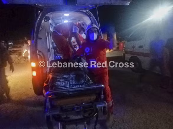 Nổ kinh hoàng ở Lebanon tương tự vụ nổ cảng Beirut, ít nhất 20 người chết - Ảnh 1.