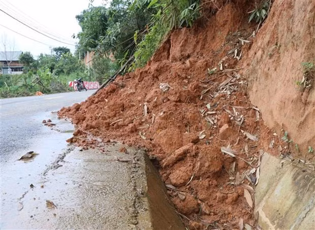 Vung nui, trung du Bac Bo co noi mua to, de phong lu quet, sat lo dat hinh anh 1