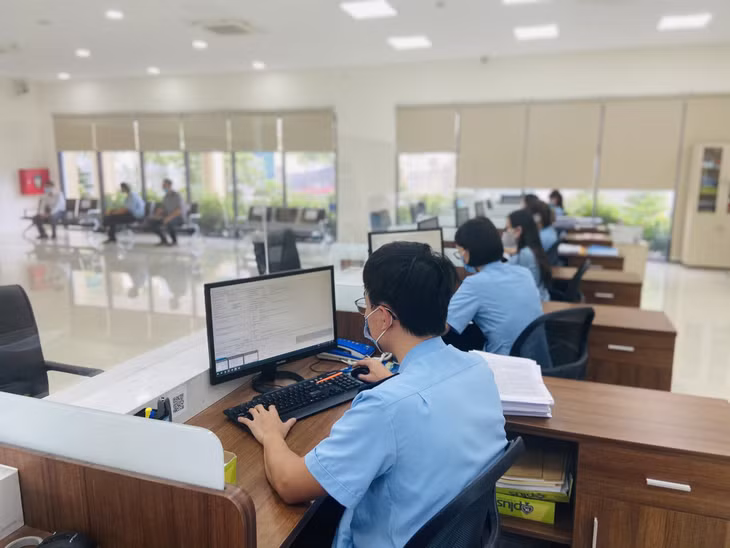 Công chức chuyên quản sẽ chủ động nghiên cứu chuyên sâu về chính sách quản lý hàng hóa, kiểm tra chuyên ngành cũng như về loại hình tờ khai xuất khẩu, nhập khẩu... liên quan đến doanh nghiệp được giao phụ trách.