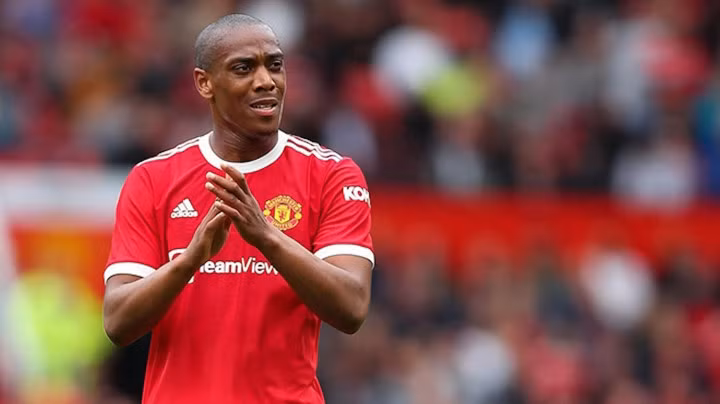 Martial muốn rời Man Utd.