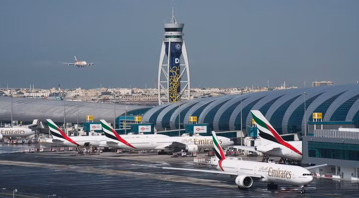 Máy bay của hãng hàng không Emirates. Ảnh: AP