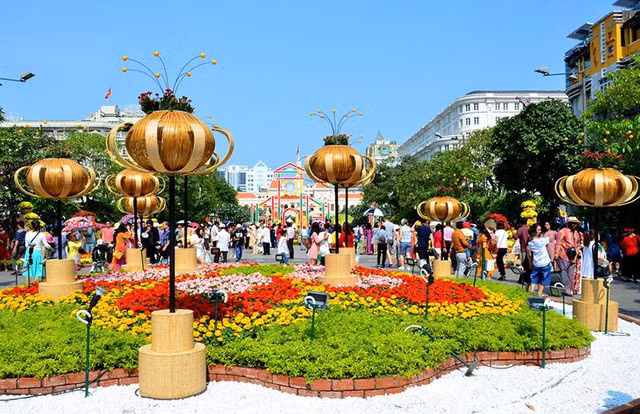 Thủ tướng Chính phủ đôn đốc các bộ, ngành, địa phương thực hiện nhiệm vụ phục vụ Nhân dân đón Tết Nguyên đán Nhâm Dần 2022