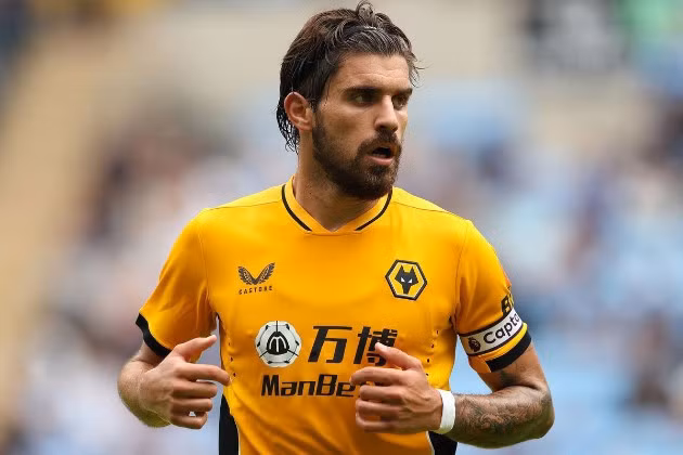 Neves lọt vào tầm ngắm của Arsenal.
